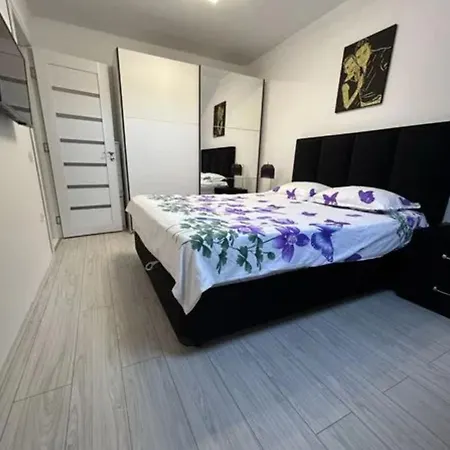 Sandy Apt * دبلن